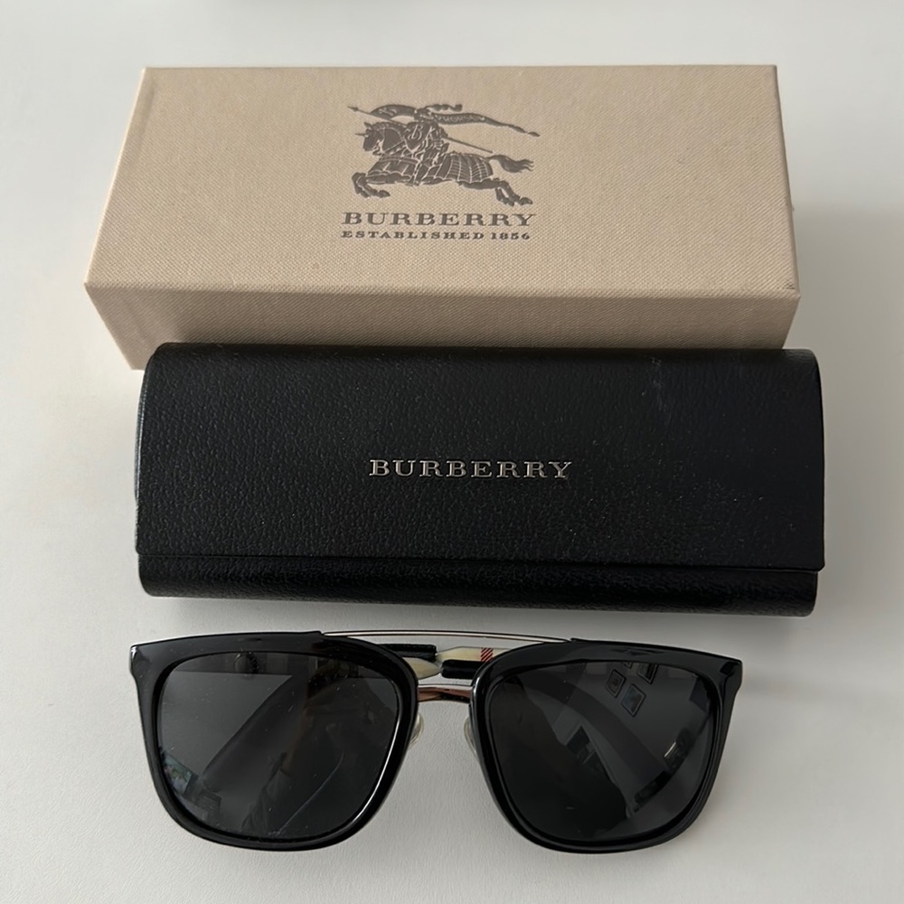 Burberry sunglasses
